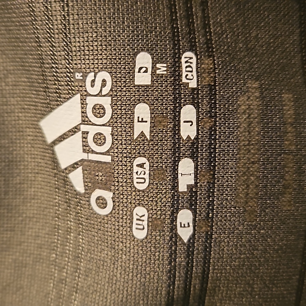 Adidas - Picture 2 of 3